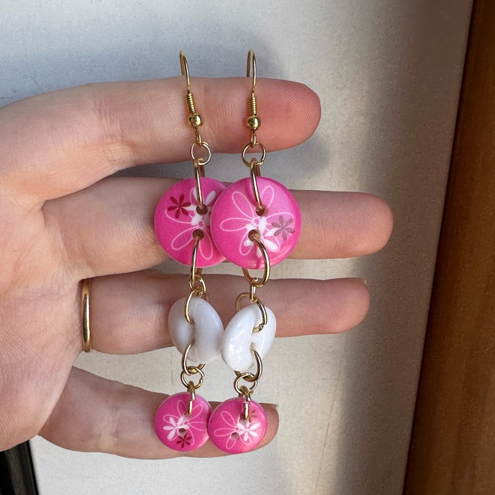Handmade 2000s inspired pink and white flower button earrings